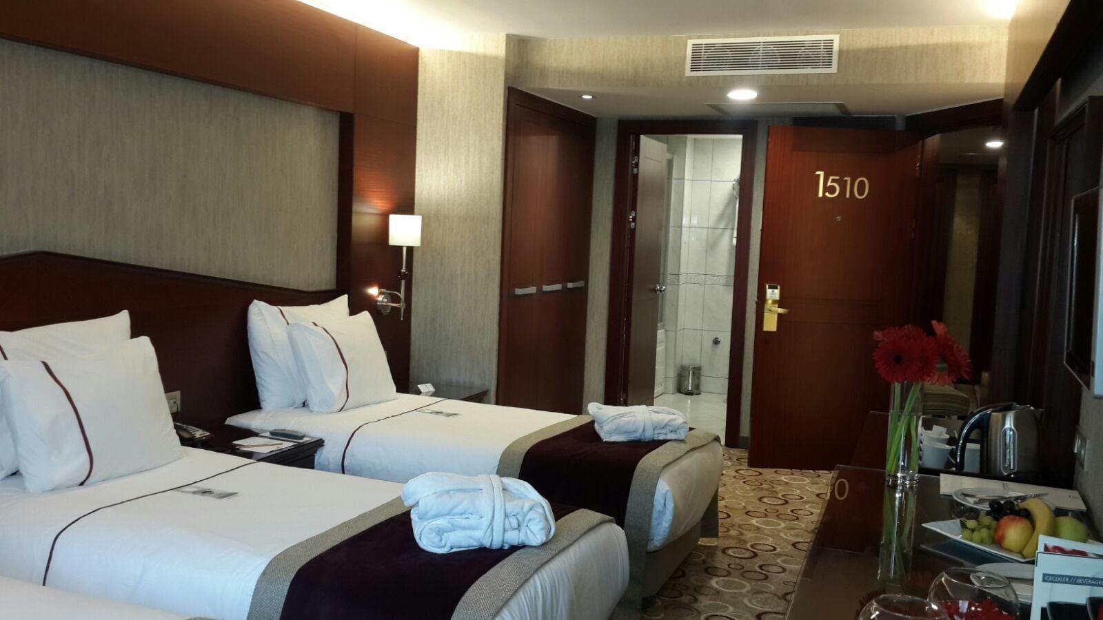 מלון Taksim Gonen 4*