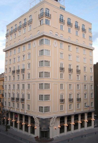 Hotel Taksim Gonen 4*